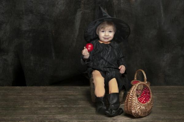 Tee lasten asuista omaperäinen Halloween