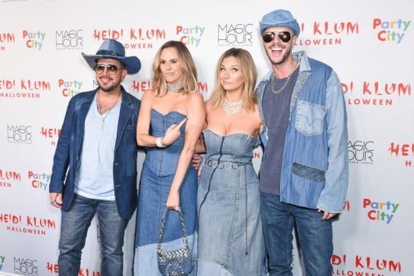 Halloween -puvut David Batista, Keltie Knight, Vanessa Ray ja Jake Wilson 2017