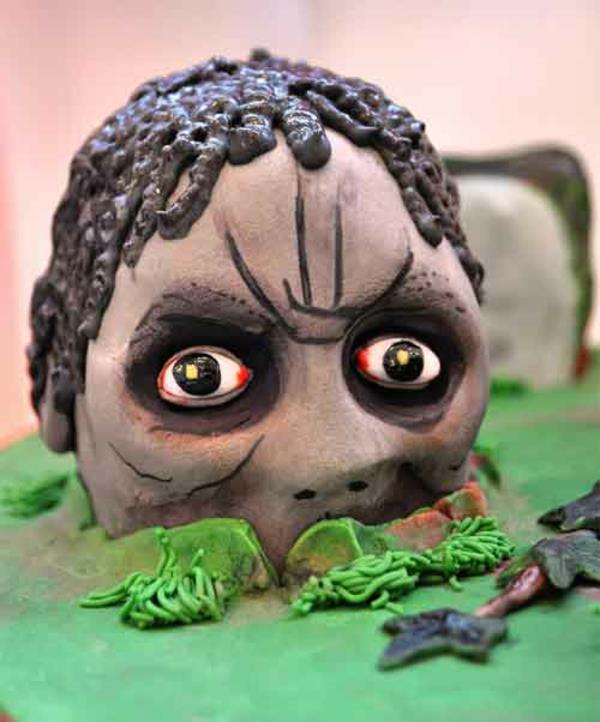 Halloween -kakun koristelu pää kuollut