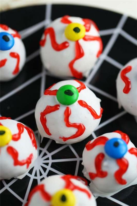 Halloween välipalat sormiruoka vaahtokarkki silmät