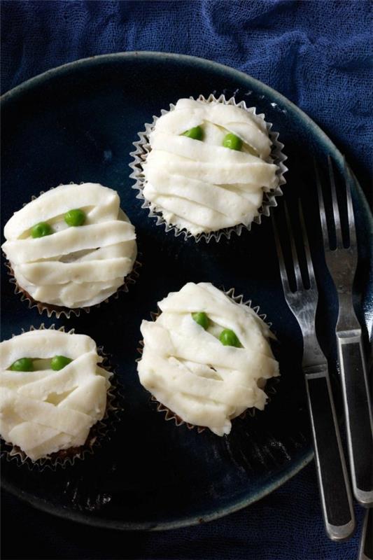 Halloween -välipaloja lapsille Paista kummitusmuffinsseja itse