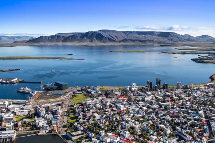 Pääkaupunki Islanti Reykjavikin nähtävyydet Faxaflóin lahti