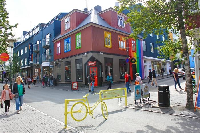 Pääkaupunki Islanti Reykjavík maamerkit kadut värilliset talot