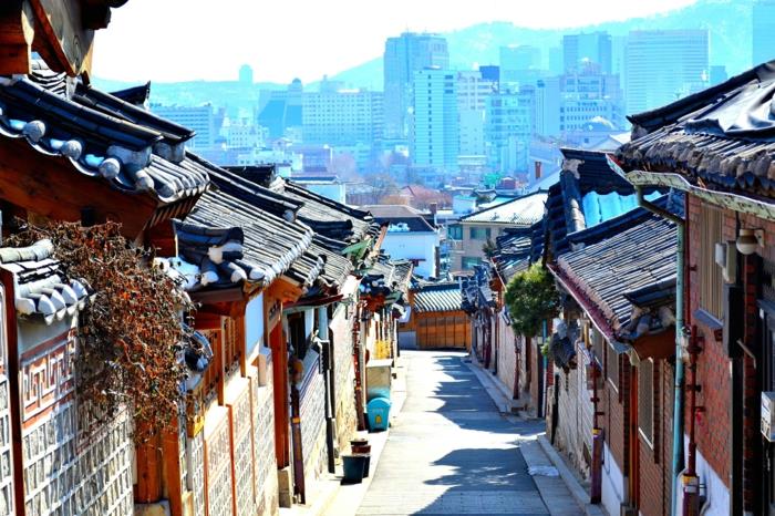Etelä -Korean pääkaupunki Bukchon Hanog Village ja uusi kaupunki