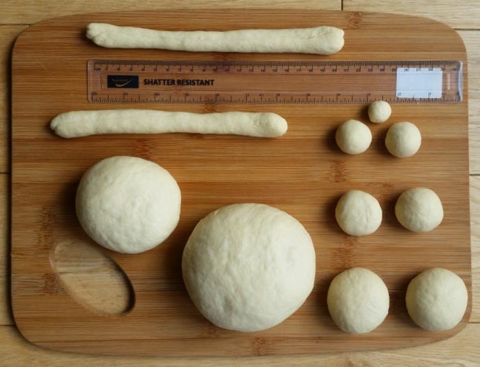 Hiiva puput leipovat oman rapean leivän valmistuksen