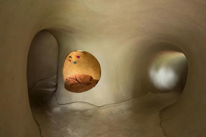 Hobbit Housen orgaanisen arkkitehtuurin makuuhuoneet