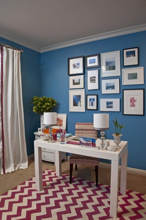 Kotitoimiston pöytä nojatuoli mukava sininen seinän suunnittelu kuvia kukkia