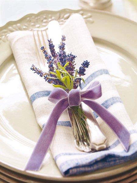 Ideoita talon koristeluun laventeli -tarjoilupyyhelevyllä