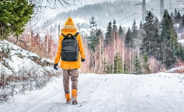 Kävele paljon lumessa, tuntuu hyvältä, nukkuu paremmin