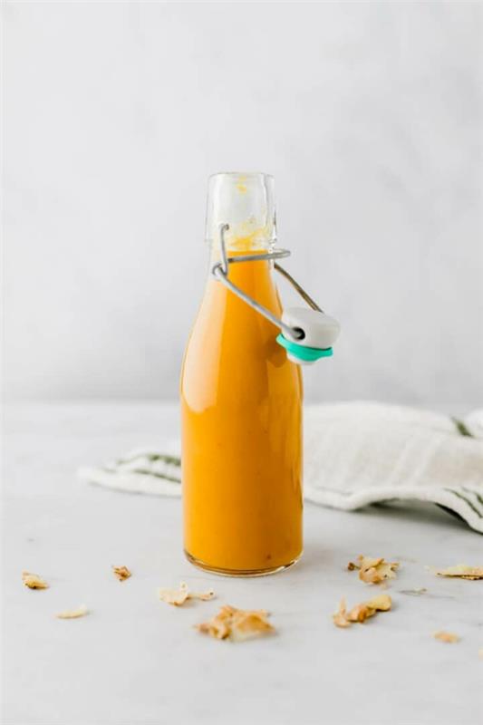 Kotitekoinen inkivääri kurkuma Shot Resepti Sitruuna Ginger Root
