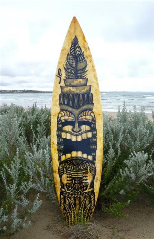 Jarryn Dower Art & Design tekee vanhasta surffilaudasta taideteoksen