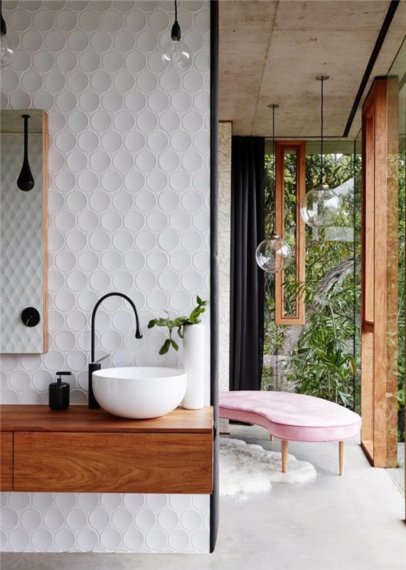 Jesse Bennetin arkkitehtitalo Planchonella -kylpyhuone moderni
