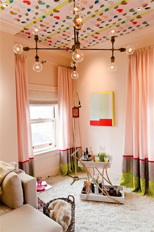 moderni vaaleanpunainen nuorisohuone ja lounge nuorille
