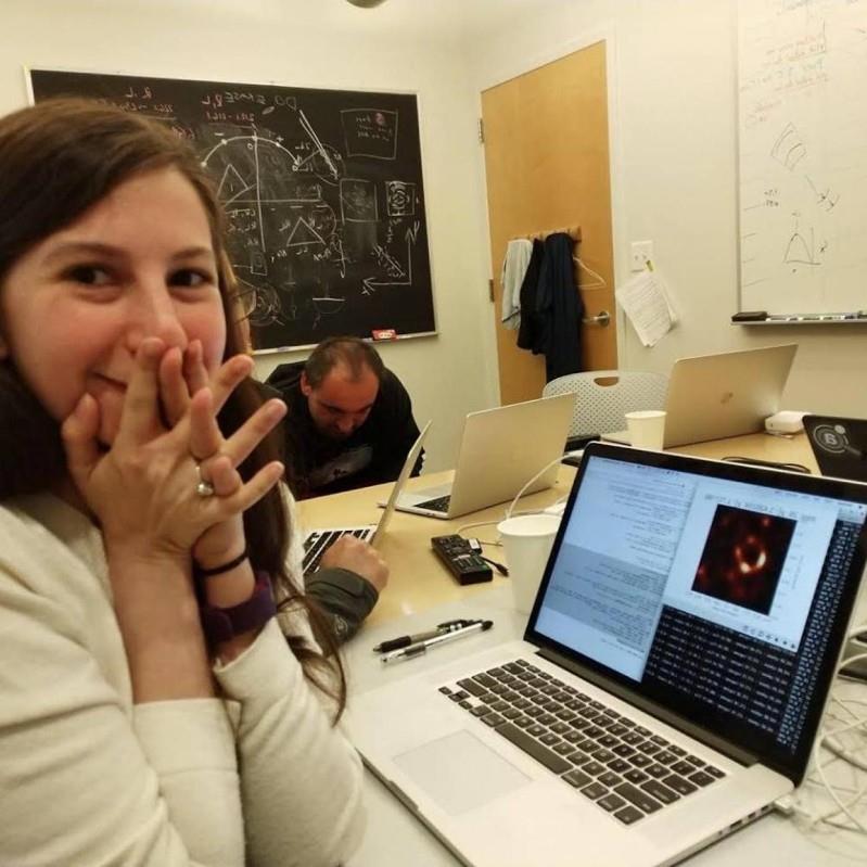 Katie Boumanin ensimmäinen valokuva Black Hole voi tuskin uskoa sitä