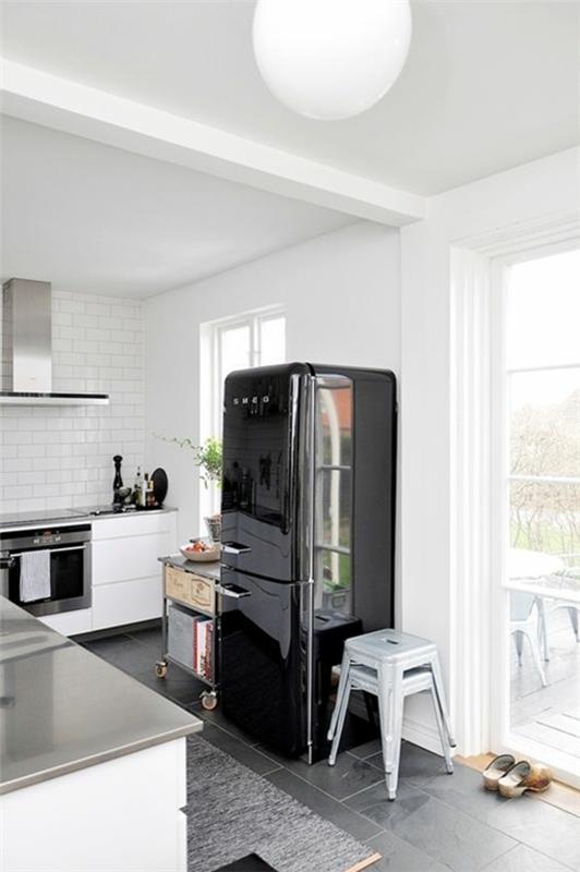 Keittiön suunnittelu keittiöideat keittiökoneet jääkaappi musta