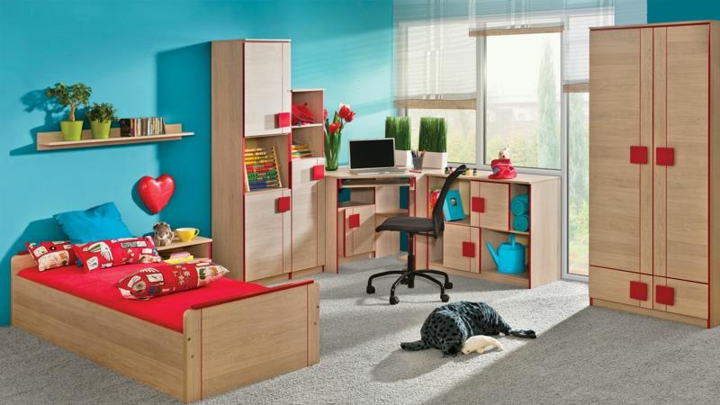 Lastenhuone poika lasten huonekalut seinämaali sininen punainen lasten vuodevaatteet