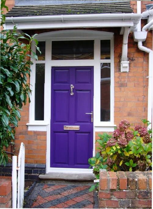 Klassinen ovi violetti väri suunnitteluidea