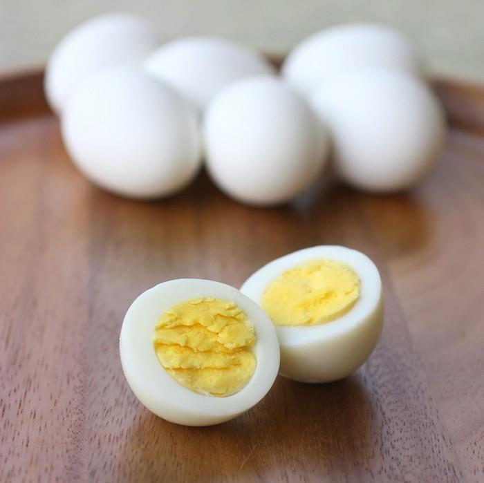 Syö vähähiilihydraattista ruokaa keitettyjä munia terveenä