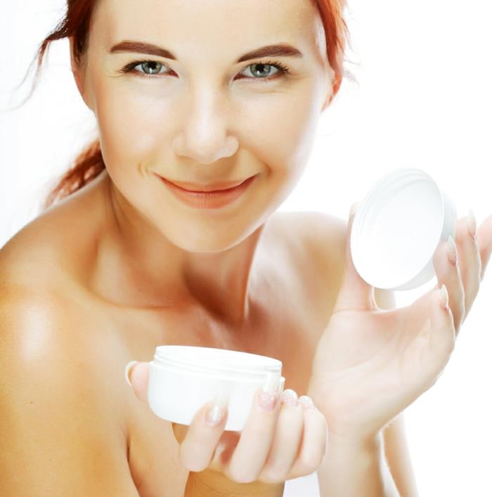 Kollageenin kaltainen hoito päivällä ja yöllä Kollageenin kaltainen hoito