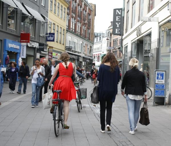 Kööpenhaminan nähtävyydet stroget jalankulkija pyöräretki