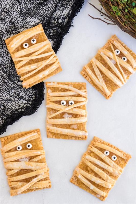 Herkullisia ja nopeita Halloween -reseptejä, jotka lumovat omenapussien muumioita