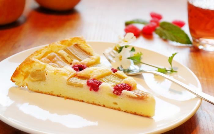 Kakkureseptit laihduttamiseen aprikoosi-kvarkki-mannakakku yksi pala vain 89 kcal
