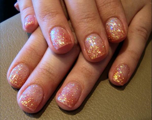 Short Gel Nails Edut Kynsien suunnitteluideat Gold Glitter