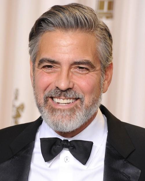 Lyhyet modernit miesten kampaukset George Clooney