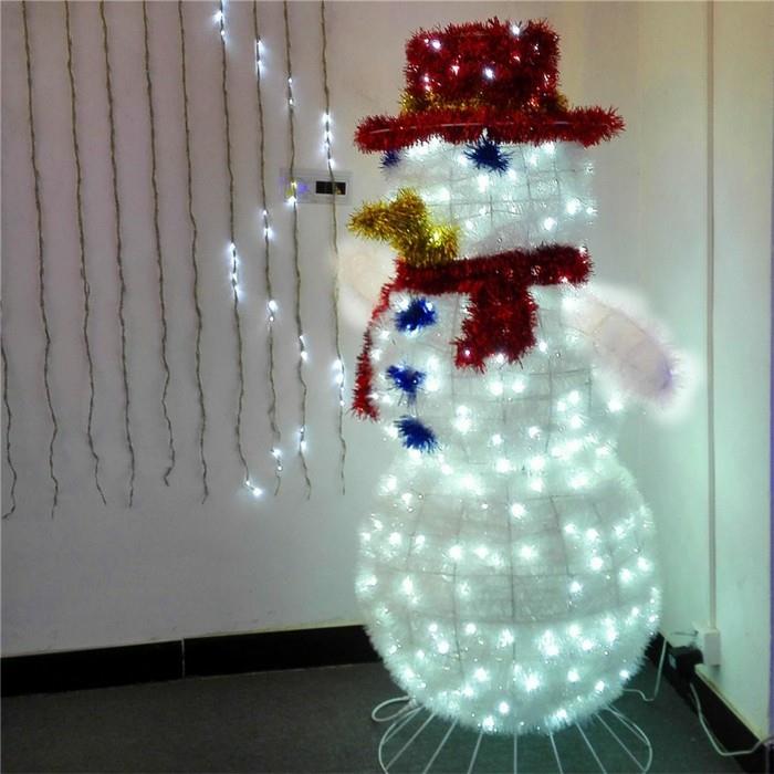 LED jouluvalot lumiukko valaistu