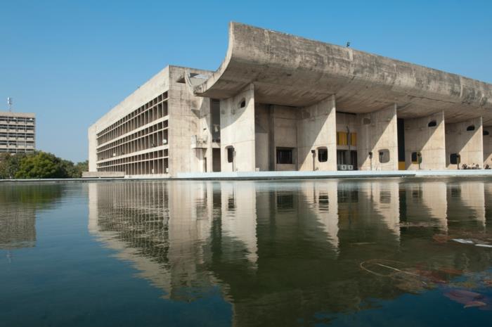 Le Corbusier -teräsbetoni