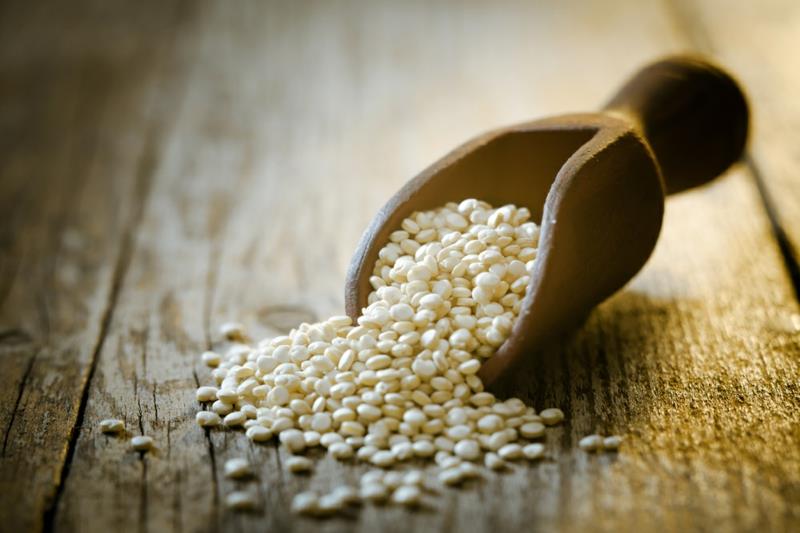 Rasvaa polttavat elintarvikkeet superruoat quinoa terveellinen syöminen