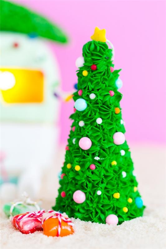 Tinker piparkakkutalo jouluksi - juhlaideoita, resepti ja ohjeet joulukuusi koristeluun