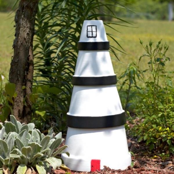 Lighthouse tinker - luovia ja yksinkertaisia ​​ideoita sisustamiseen merelliseen tyyliin mustavalkoisiin kattiloihin
