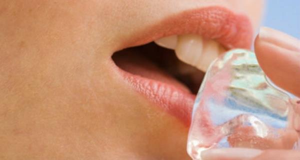 Kylmäkipeä kotiin korjaustoimenpiteitä Mikä auttaa huuliherpesä vastaan ​​kylmäpakkaus