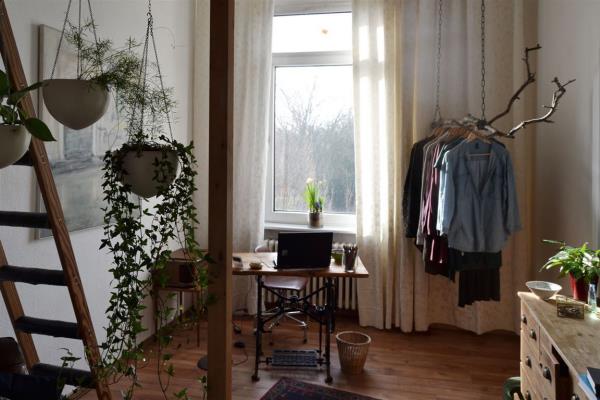 Loft -huoneen design -huoneiston sisustus