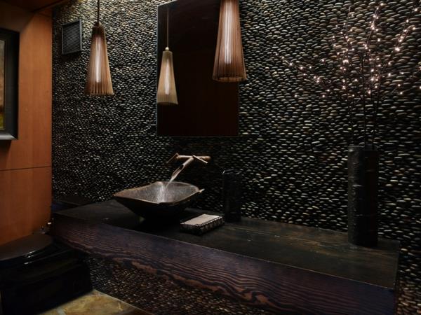 Ylellinen kylpyhuone deco tumma naisten wc maalaismainen sisustus