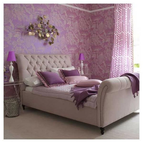 violetti makuuhuoneen sängyn tyynypöytälamput