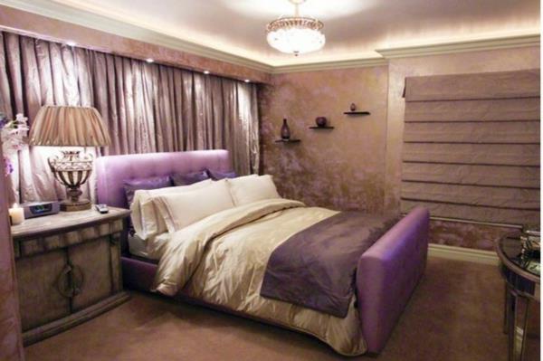 violetti makuuhuoneen sängynpääty kangas samettiseinä