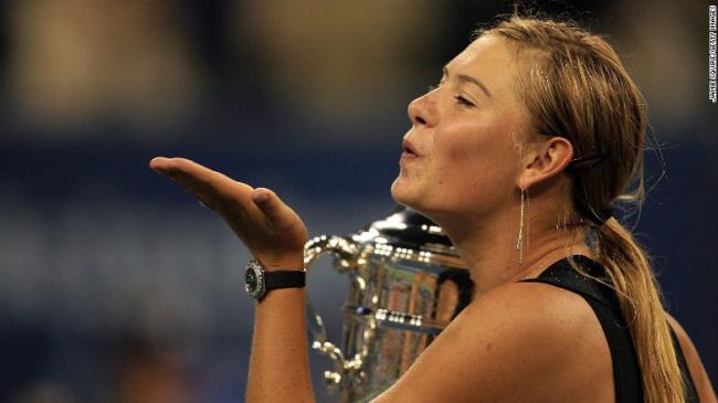 Maria Sharapova vetäytyy ammattitenniksen viisinkertaisesta Grand Slam -voitosta