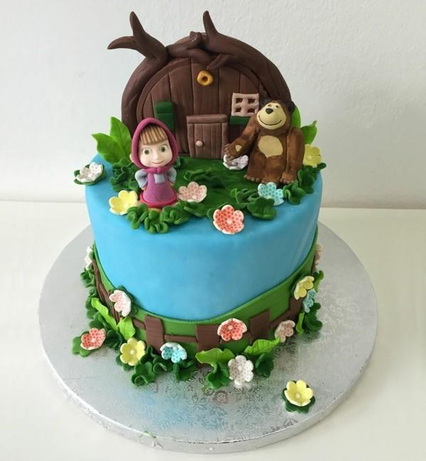 Masha ja Karhu kakku -aiheinen kakku lasten syntymäpäiväaiheita