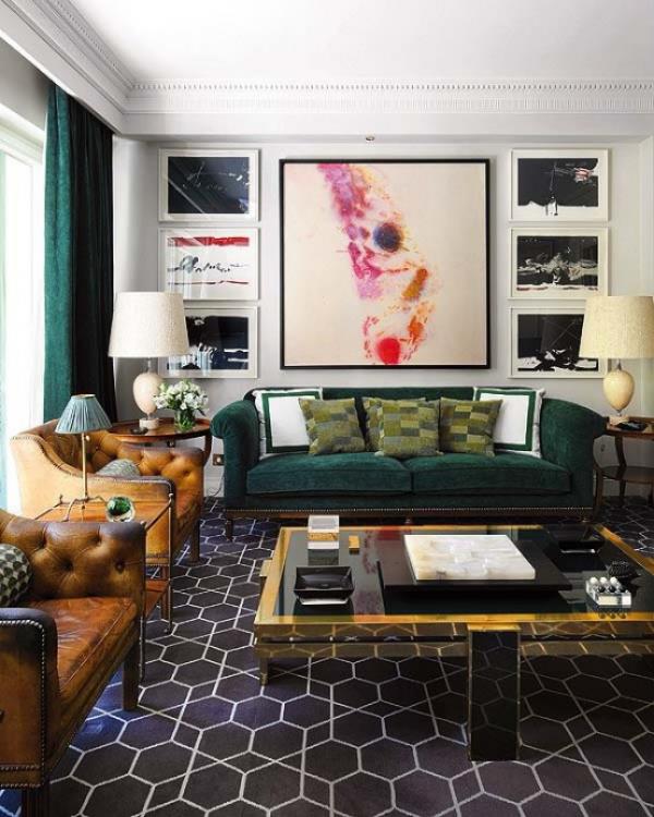 Maskuliininen ja tyylikäs moderni olohuone maalaa oliivinvihreää vihreää okkeria laattalattiaa