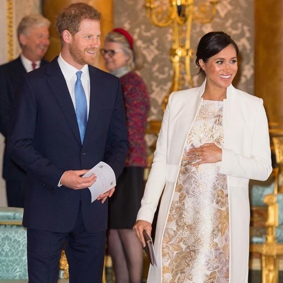 Meghan Markle raskaana prinssi Harry prinssi William