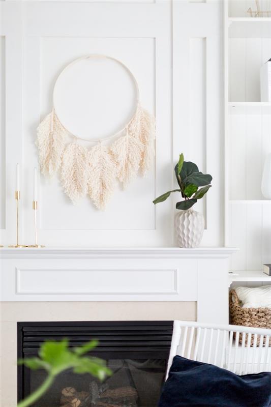 Koristele metallirengas kesäksi - tuoreita käsityöideoita ja vinkkejä macrame -seppele -diy -höyhenistä