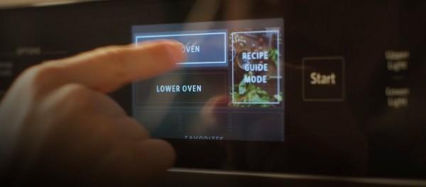 Nykyaikaista omaa ruoanlaittokokemustasi KitchenAid Smart -uunilla + uunin lcd -näytöllä