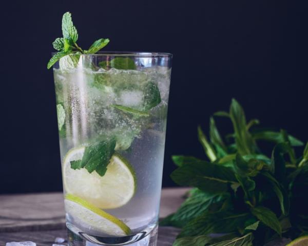 Mocktail-reseptit Alkoholittomat cocktailit Reseptit Ginger Lime Water
