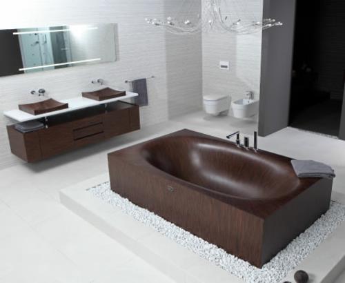 innovatiivinen puinen kylpyamme, alkuperäinen muotoilu, ergonomisesti suunniteltu