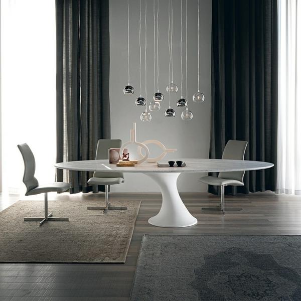 Modernit ruokapöydät ja tuolit riippuvalaisimet pyöreä