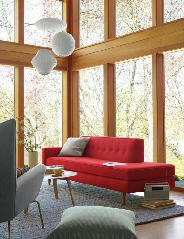 Moderni puurunkoinen ikkuna olohuoneen kalusteet punainen sohva