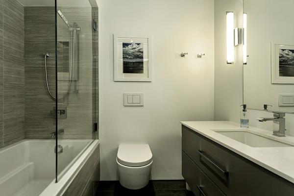 Moderni kylpyamme kattohuoneisto vancouver arkkitehtuuri wc