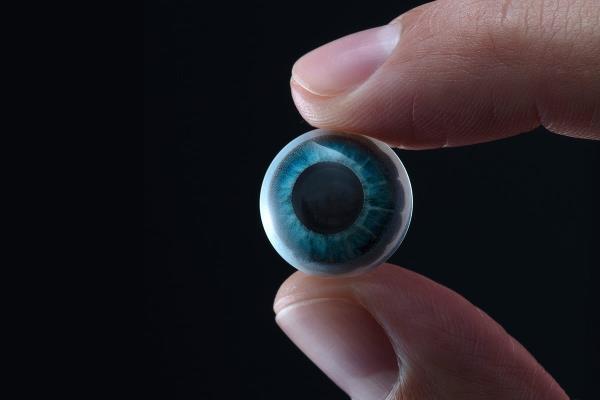 Mojo Vision työskentelee ensimmäisten AR -piilolinssien parissa, joiden silmissä on pieniä tietokoneita